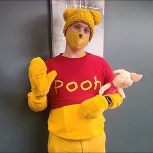 Meet your Posher, Casey